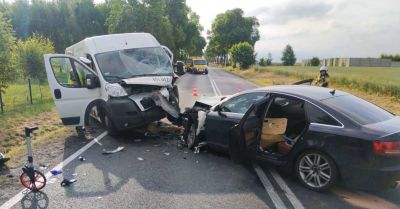 Wypadek w Nowej Brzeźnicy - pięć osób trafiło do szpitala